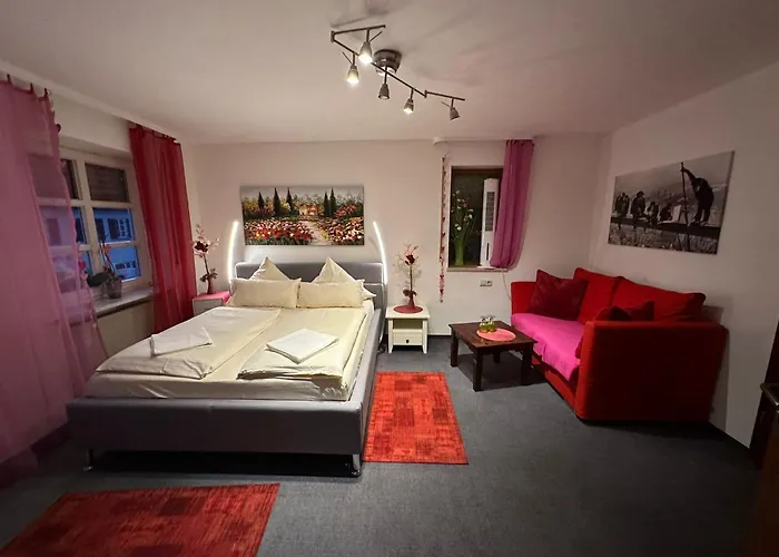 Hotel Goldene Rose 2*
