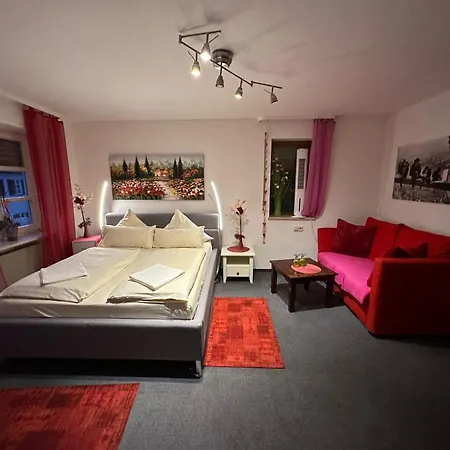 Hotel Goldene Rose 2*