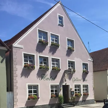 Goldene Rose Noerdlingen